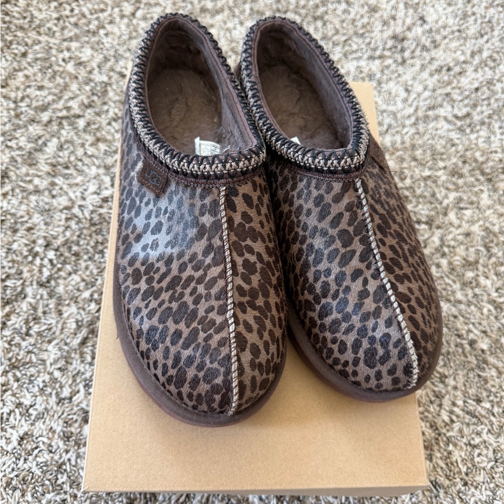 UGG Womens Tasman Caspian Leopard Print Slippers